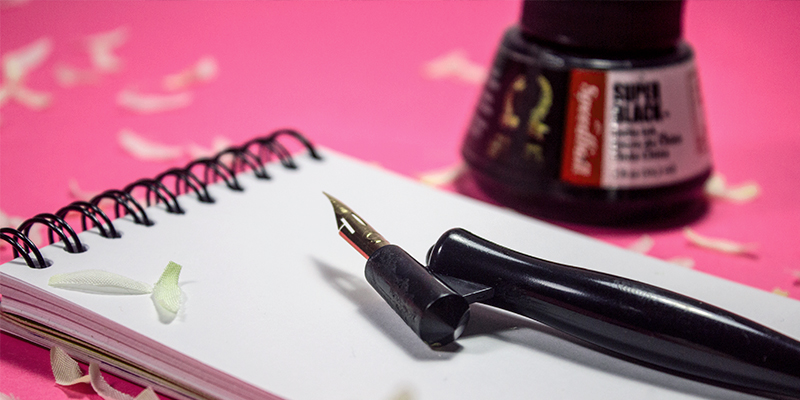 Caligrafía 101: trazo por expansión y falsa caligrafía